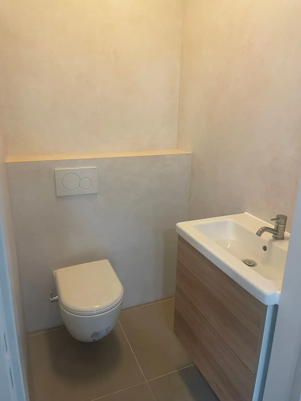 Sanitary room at Humane Zorg